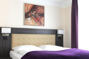 Hotel Famosa